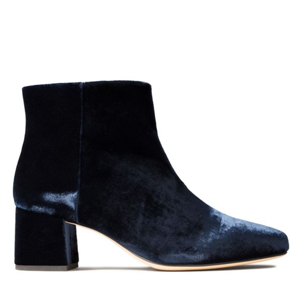 Clarks Womens Sheer Flora Ankle Boots Navy | UK-518923 - Click Image to Close